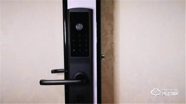 开锁智能新时代，方便快捷不能少—方正智能锁fz-19603评测
